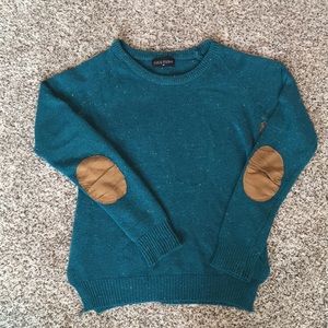 Button back elbow patch sweater
